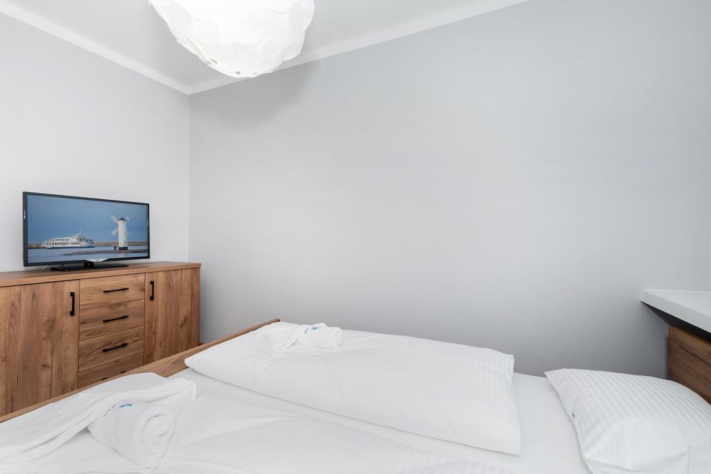 Spokojny Apartament Przy Parku Chopina By Noclegi Renters Swinoujscie Bagian luar foto