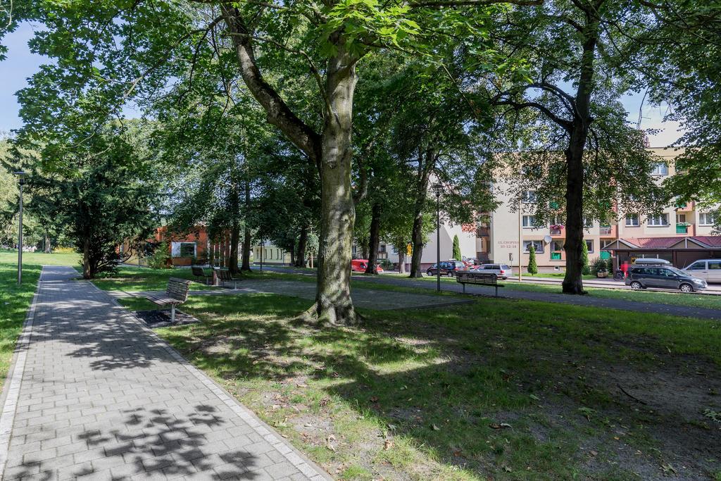 Spokojny Apartament Przy Parku Chopina By Noclegi Renters Swinoujscie Bagian luar foto